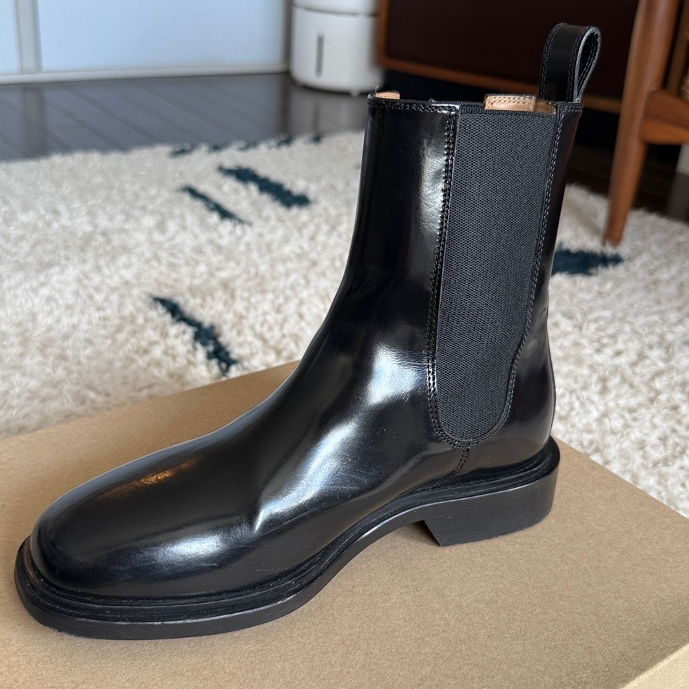 A.P.C. Black Leather Chelsea Boots - Picture 5 of 7